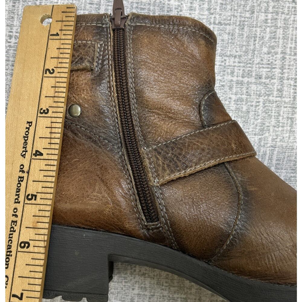 Earth Womens Size 8.5 Redwood Almond Leather Moto Boots Booties Buckle Studded - Picture 11 of 13